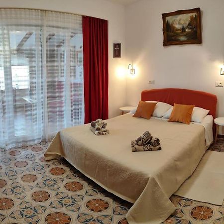 Apartment Istra Near Beach Rovinj Exteriér fotografie